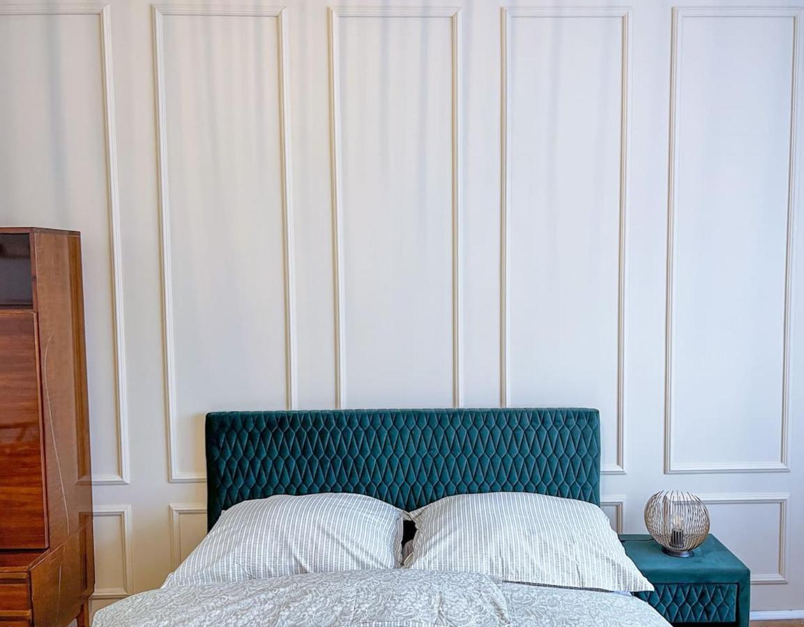 96M2 Of Comfort And Style: 4Bd Apartment In Old Town Bratislava Exteriör bild